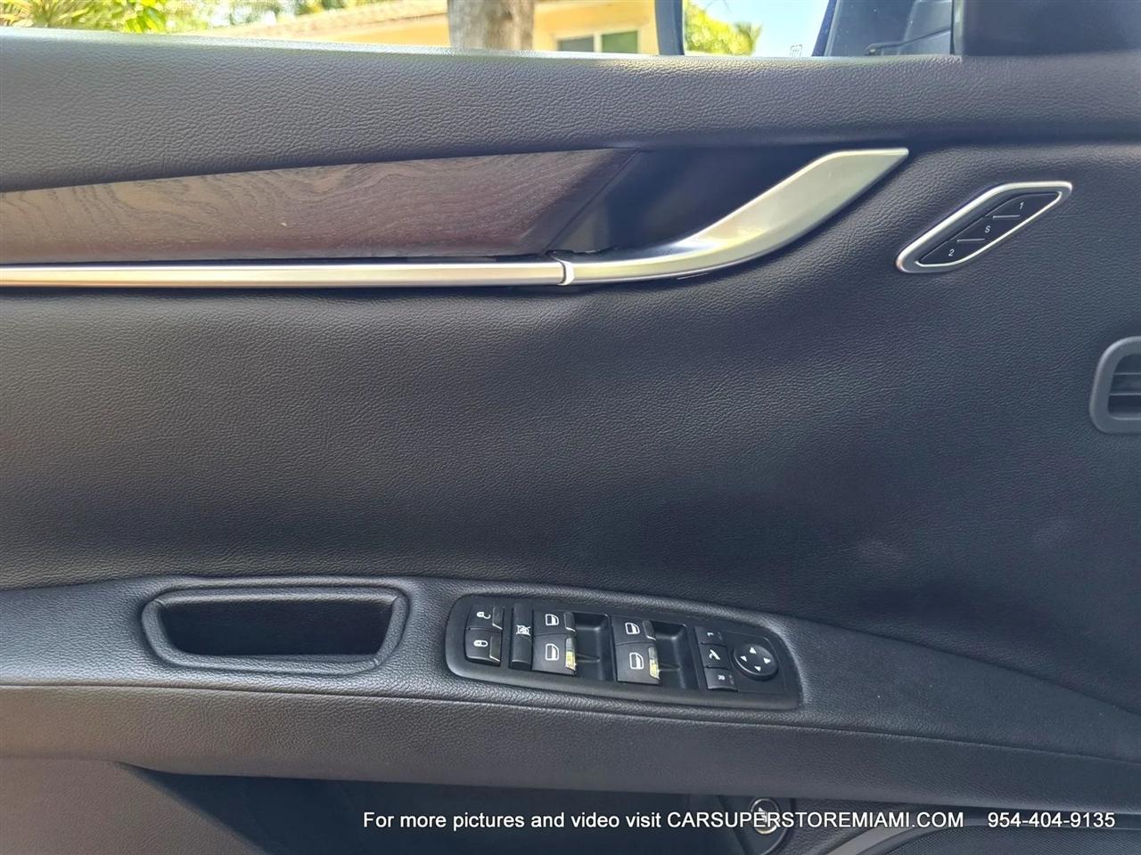 Maserati Ghibli  2014