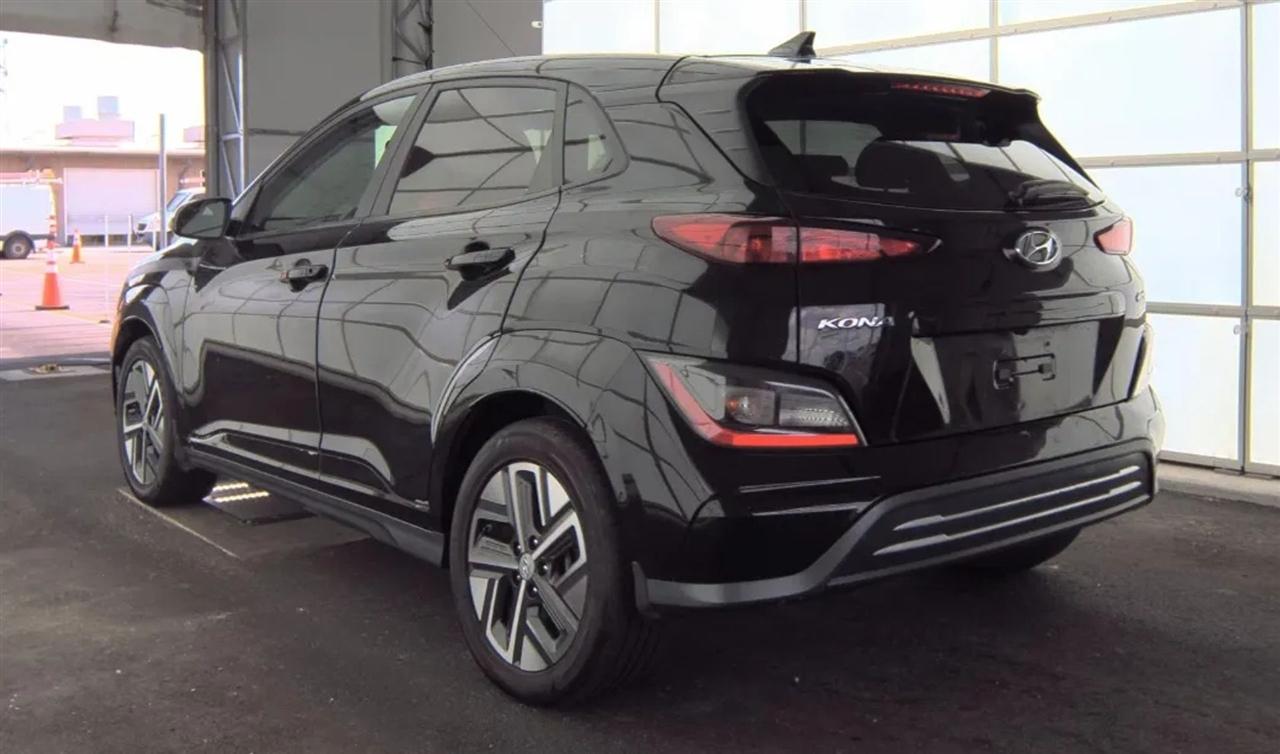 Hyundai Kona EV  2023