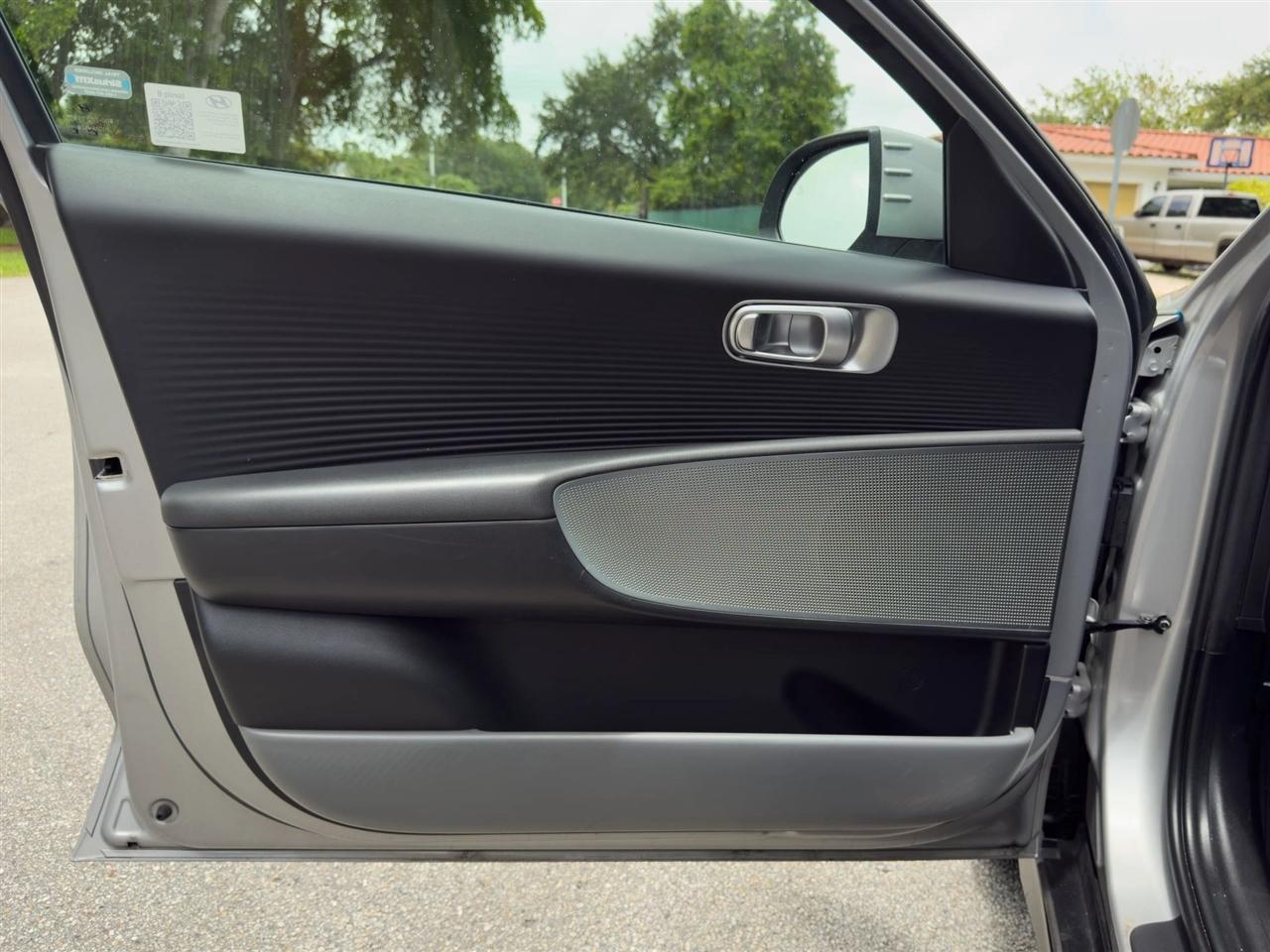 Hyundai Ioniq 6  2024