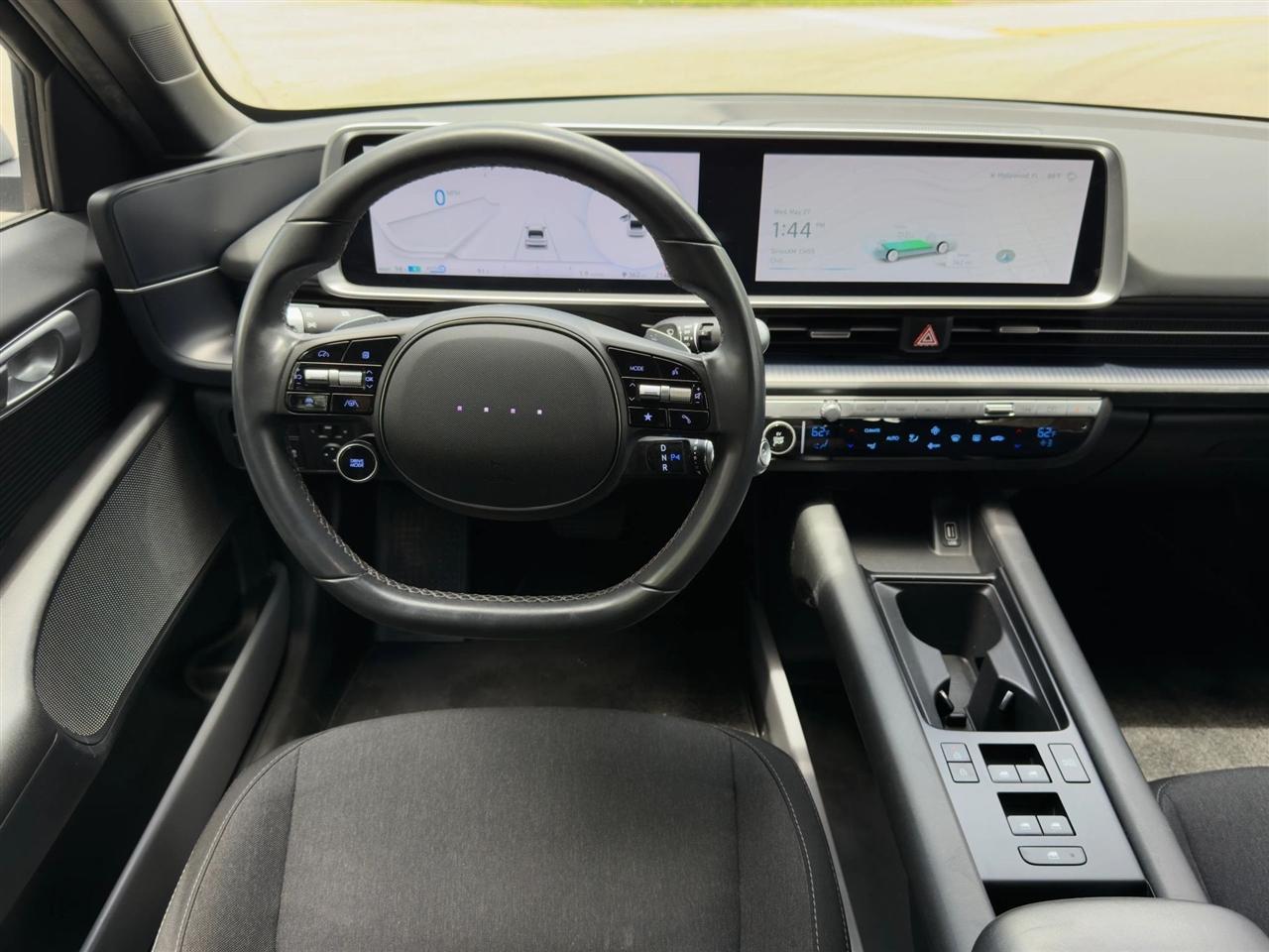Hyundai Ioniq 6  2024