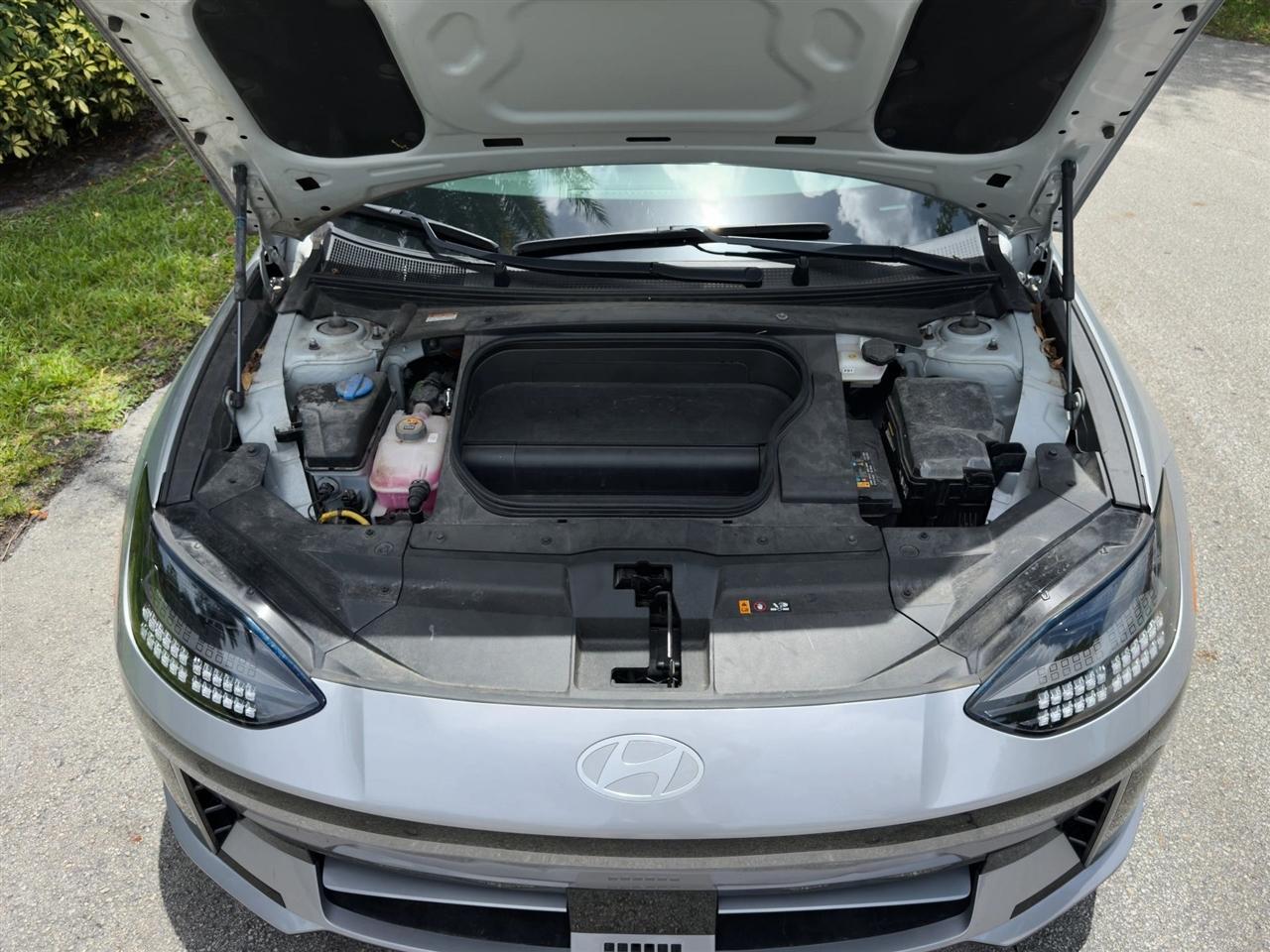 Hyundai Ioniq 6  2024