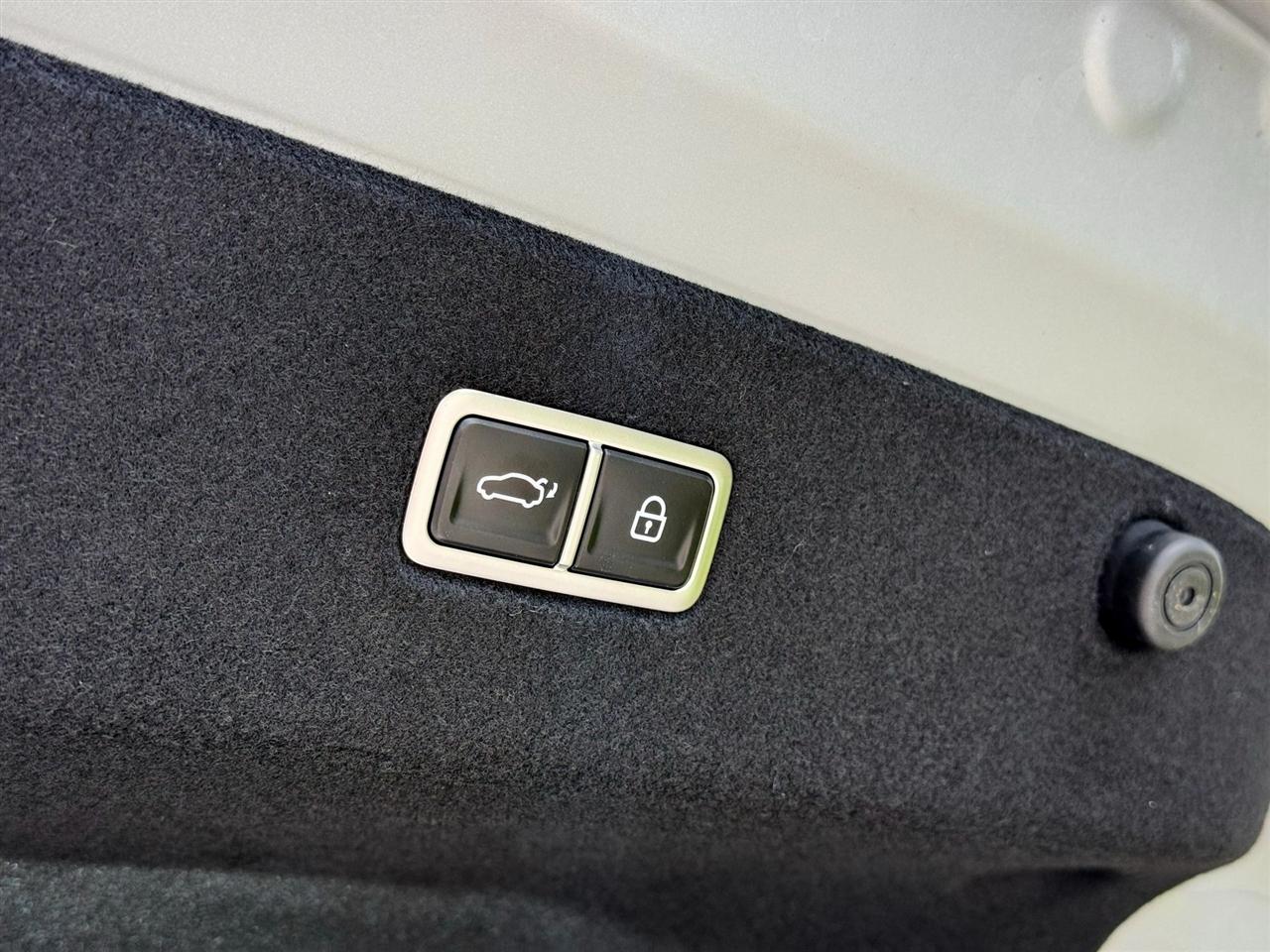 Hyundai Ioniq 6  2024
