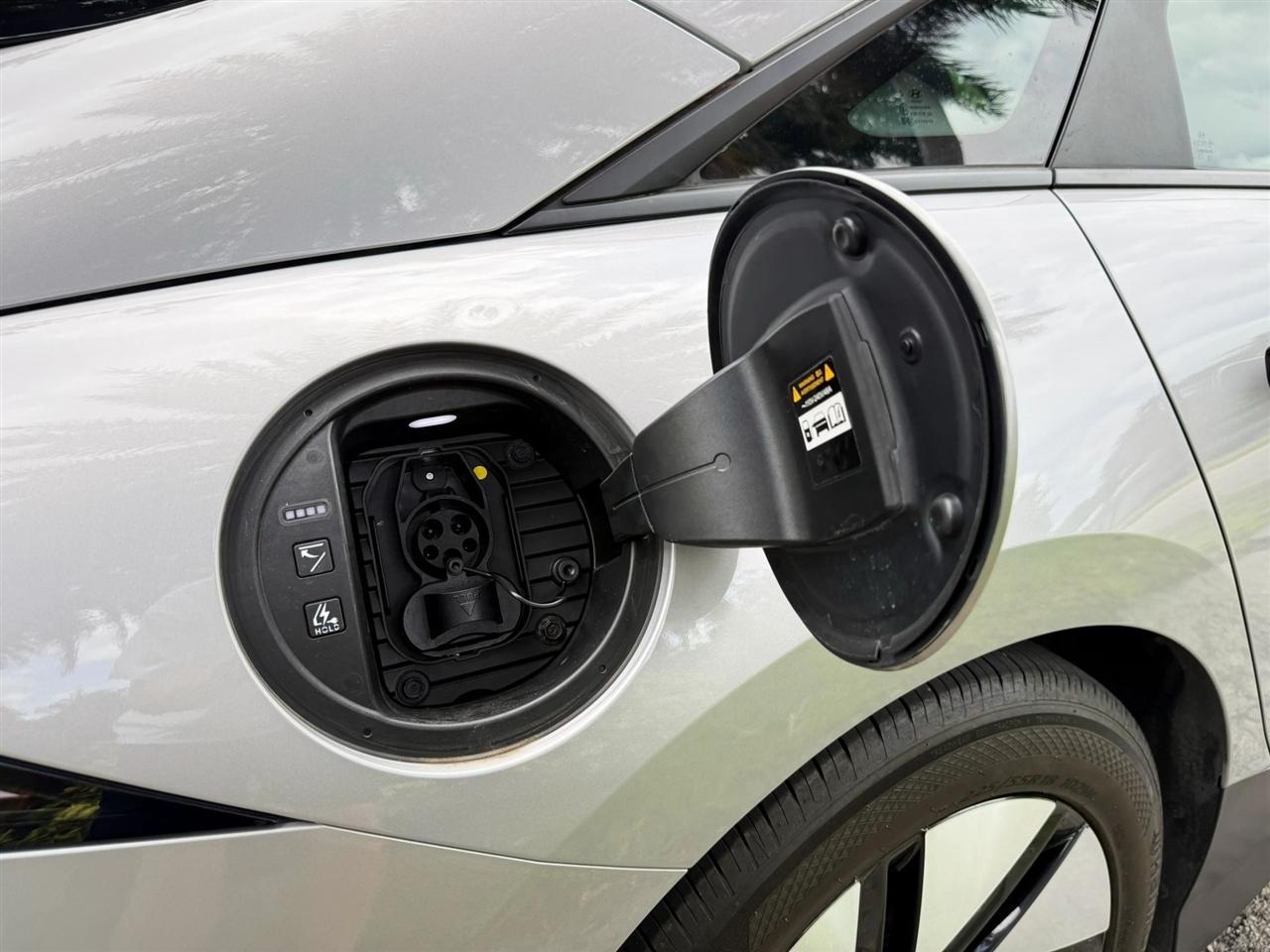 Hyundai Ioniq 6  2024