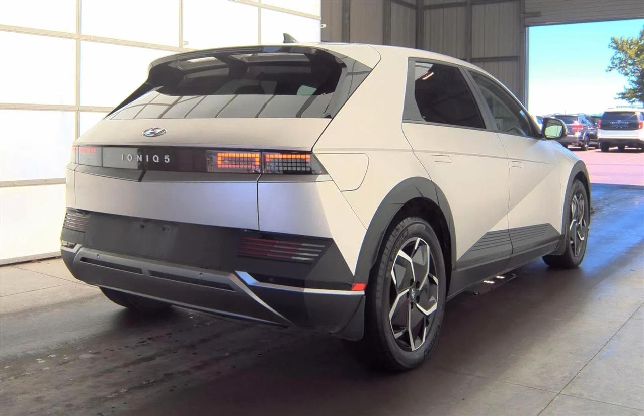 Hyundai Ioniq 5  2023
