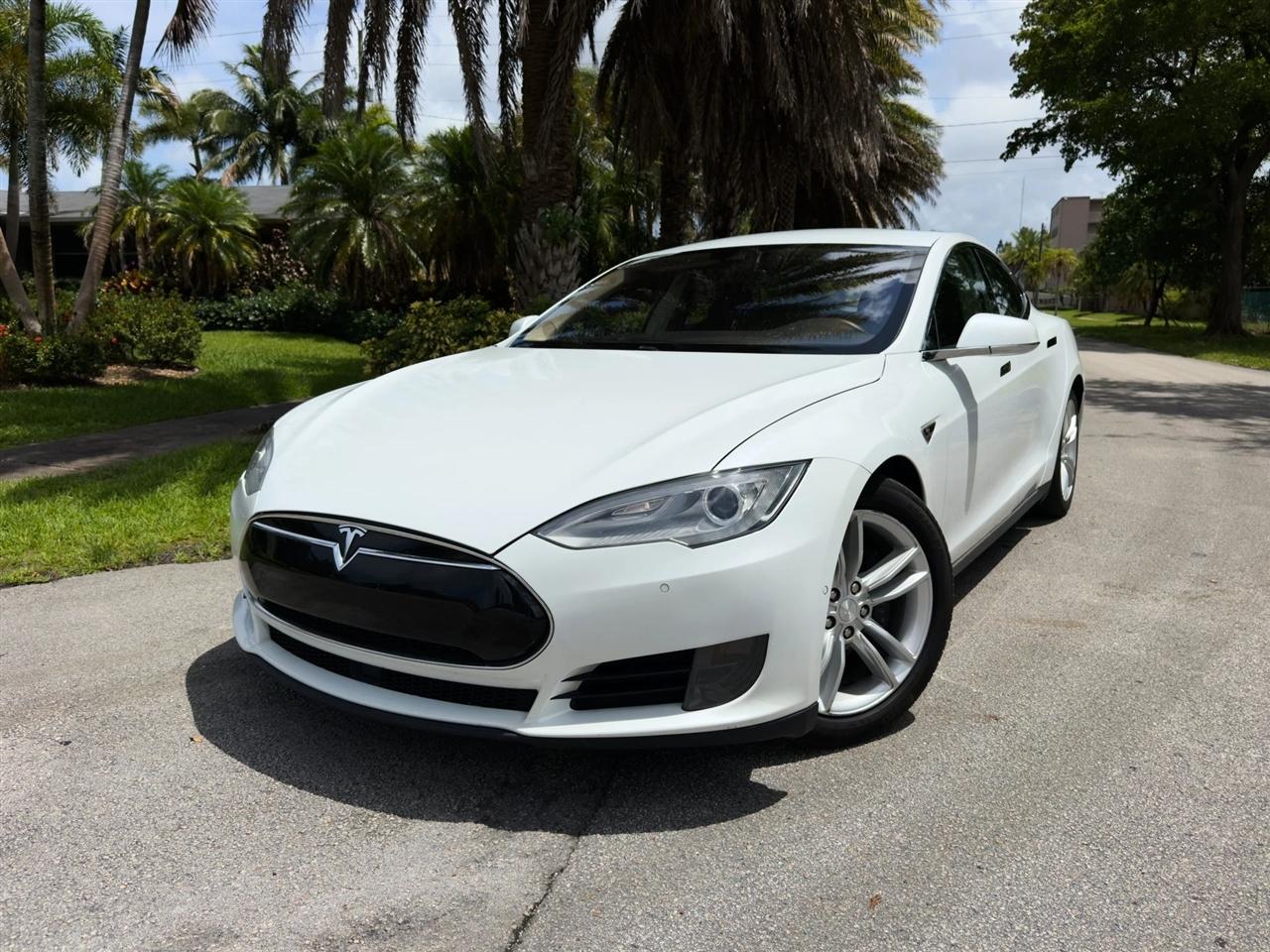 Tesla Model S  2016