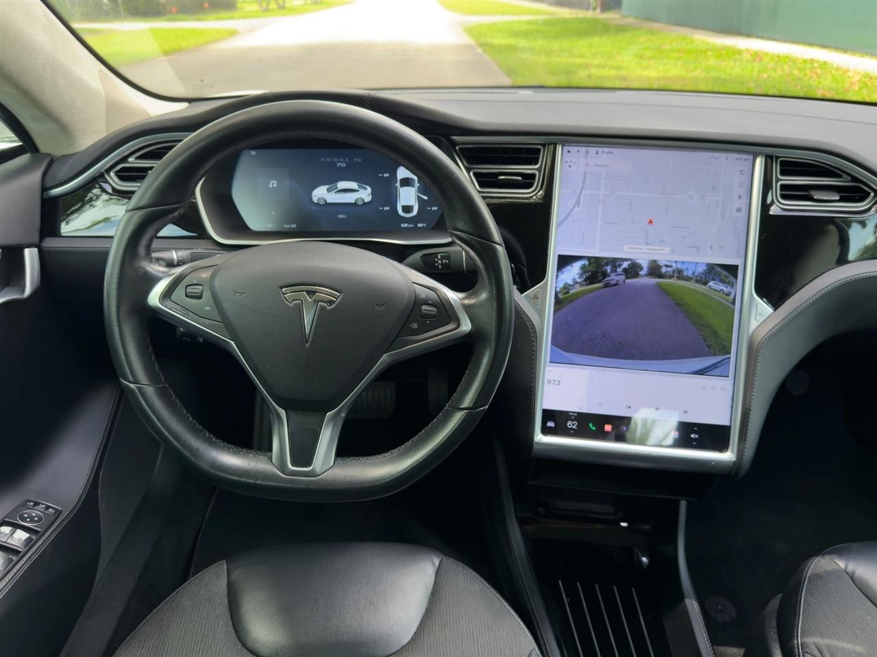 Tesla Model S  2016
