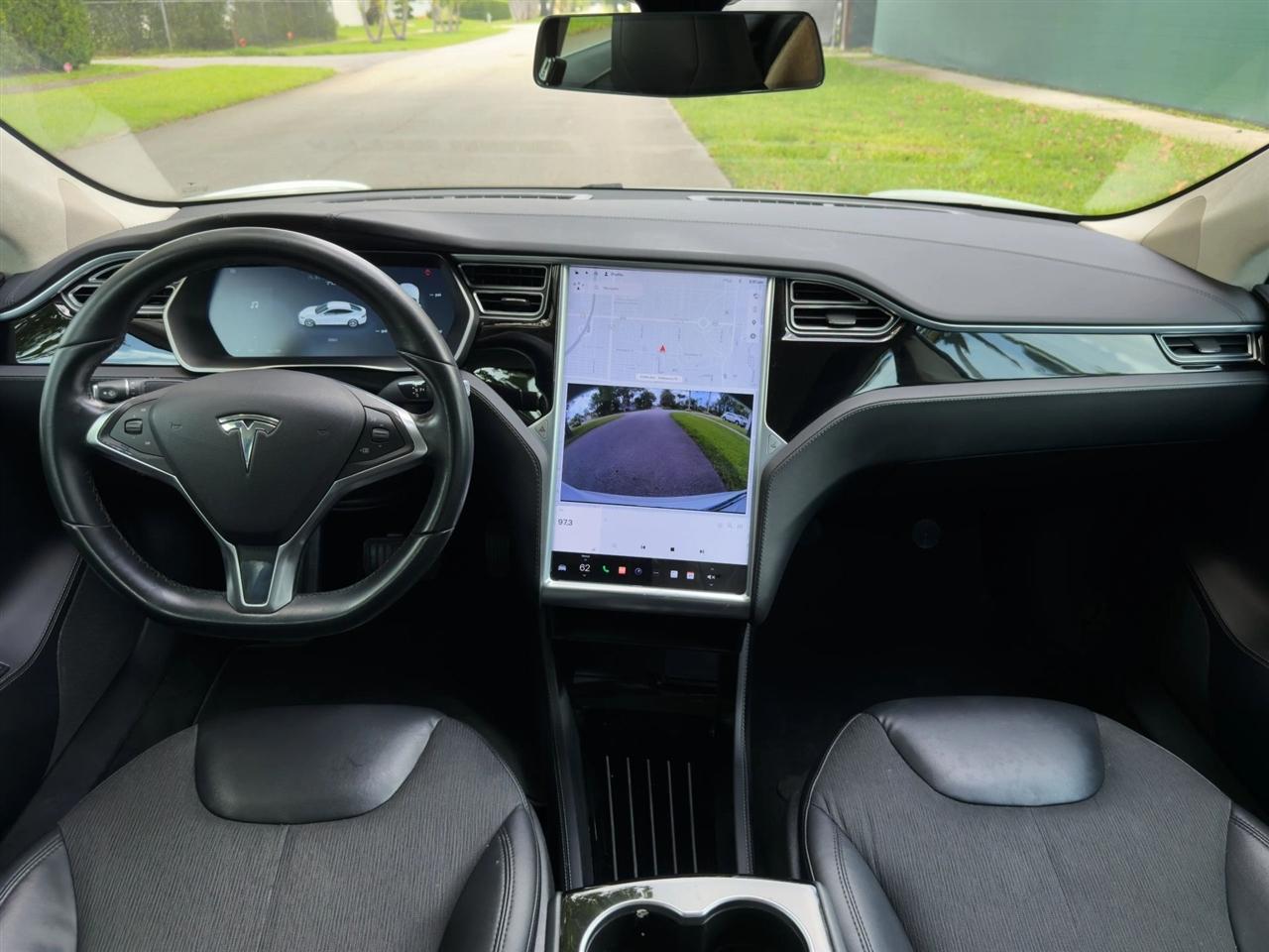 Tesla Model S  2016