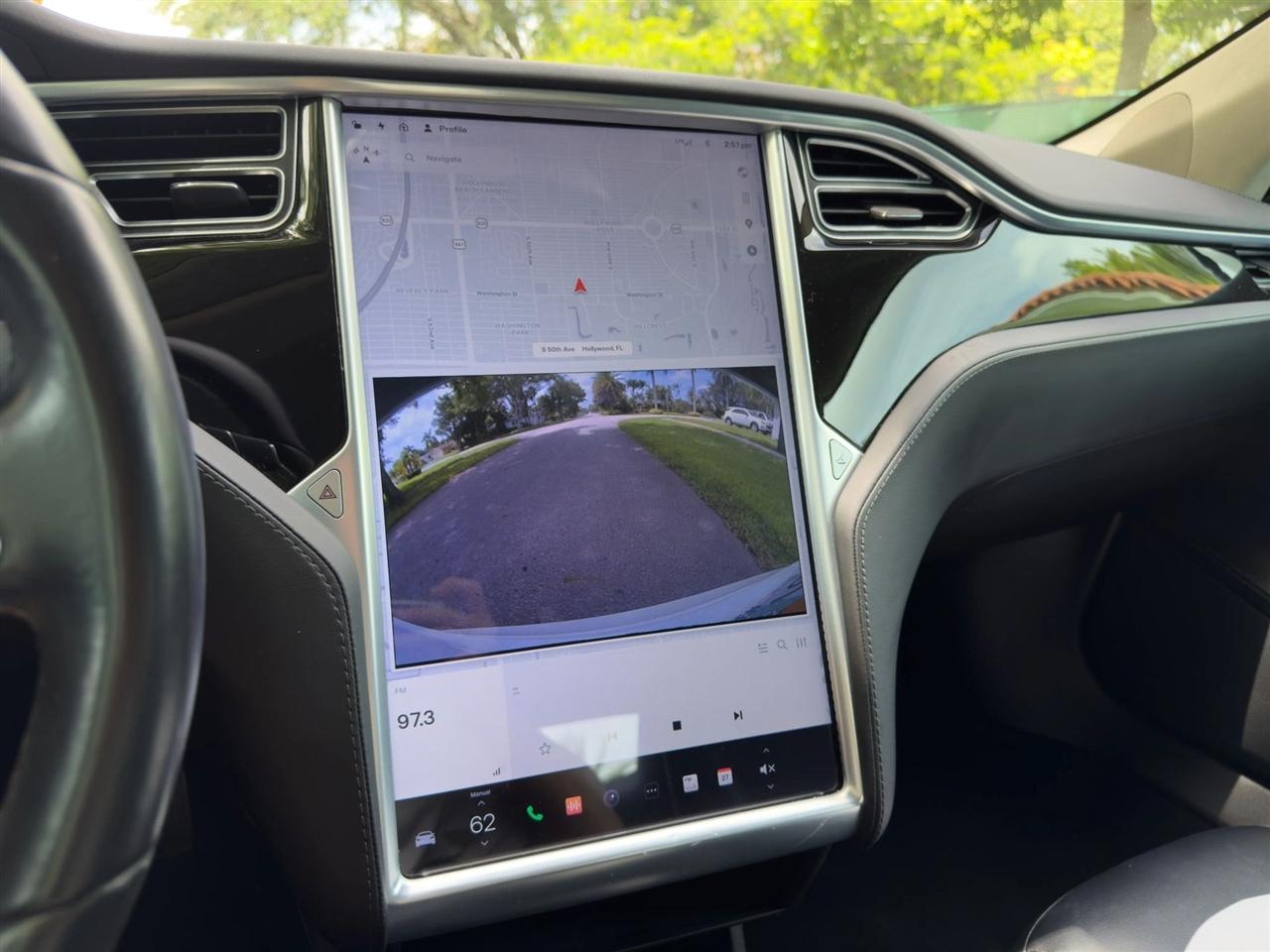 Tesla Model S  2016