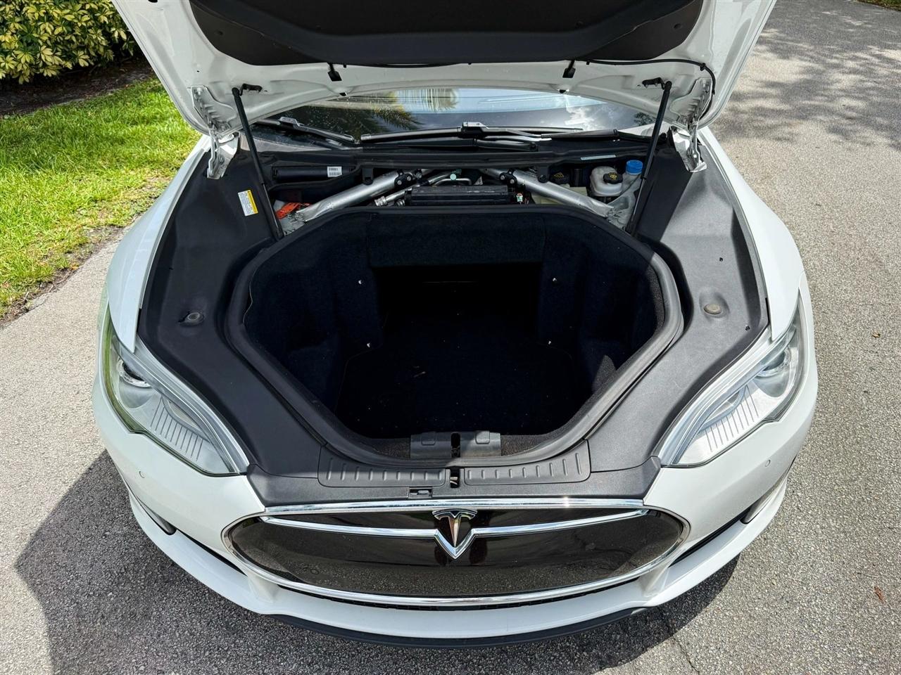 Tesla Model S  2016
