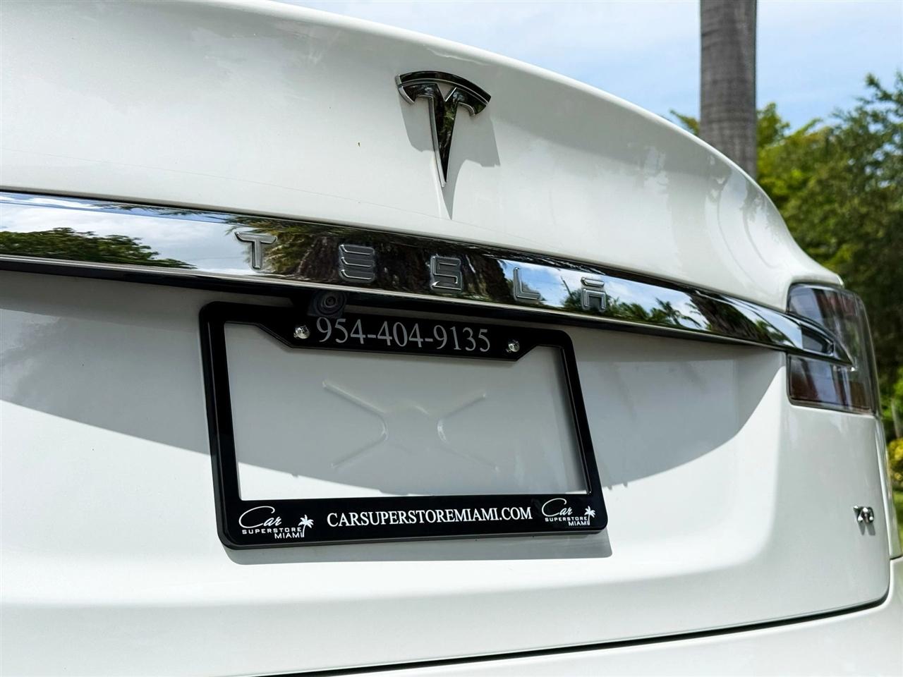 Tesla Model S  2016