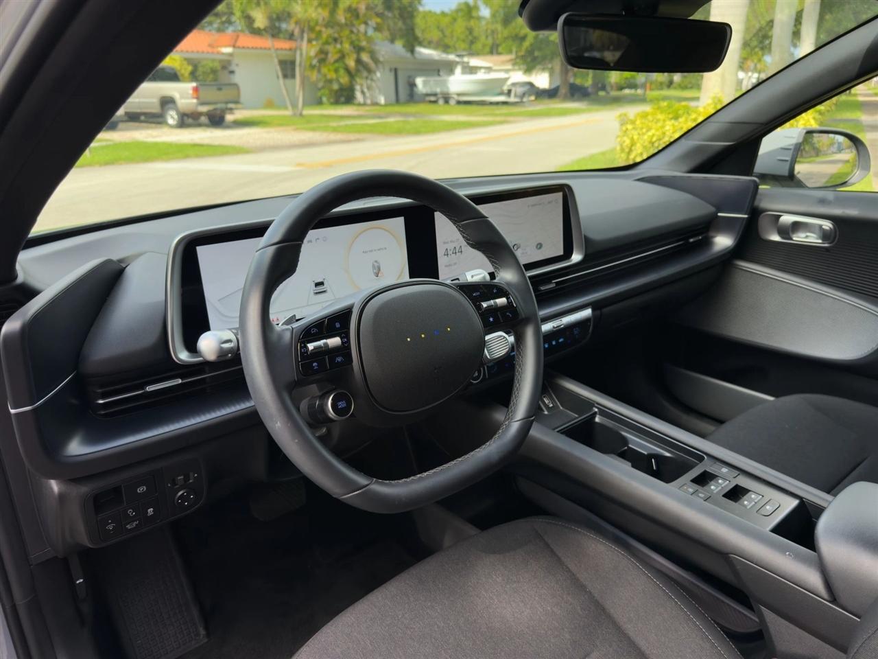 Hyundai Ioniq 6  2024