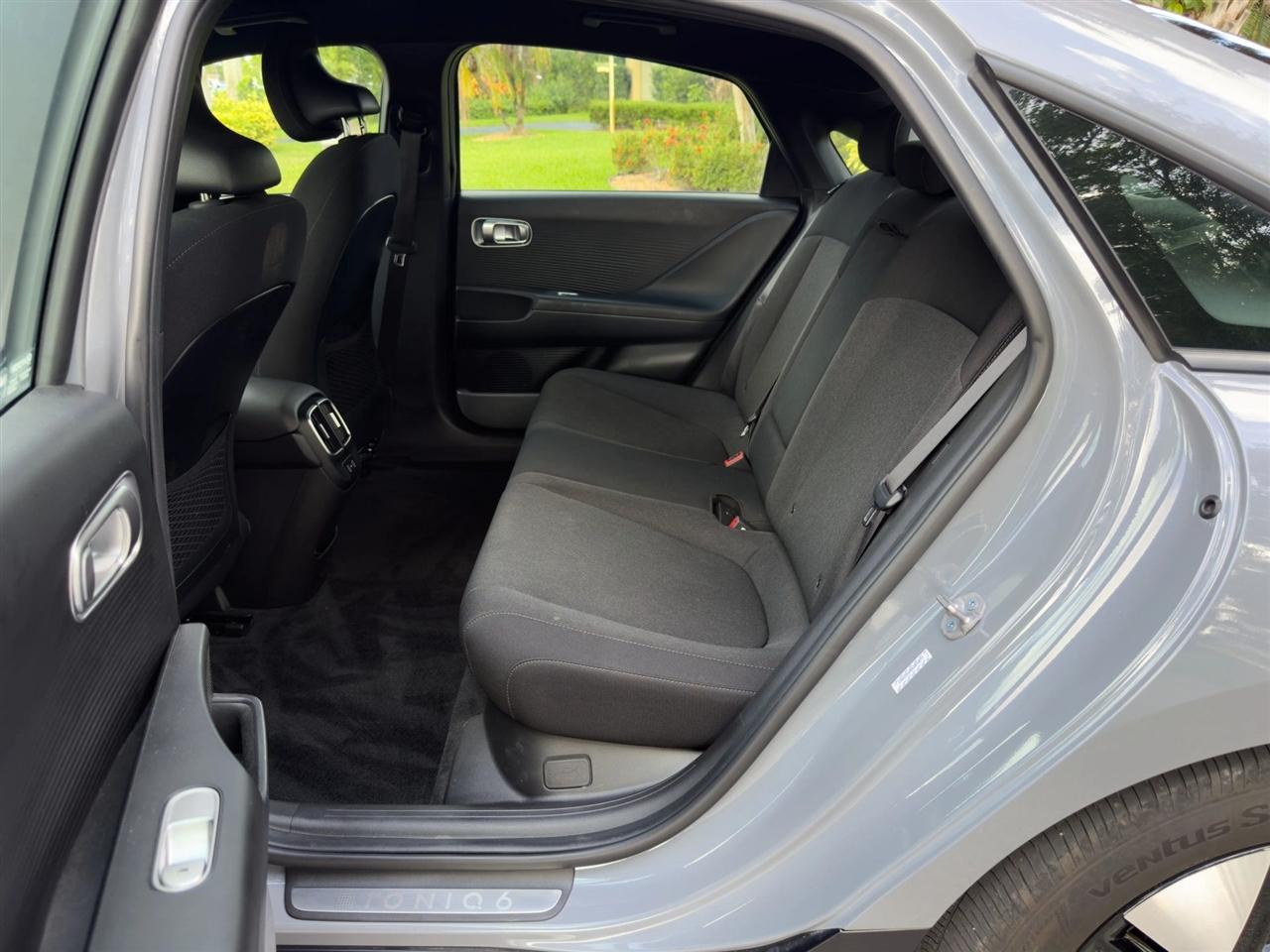 Hyundai Ioniq 6  2024