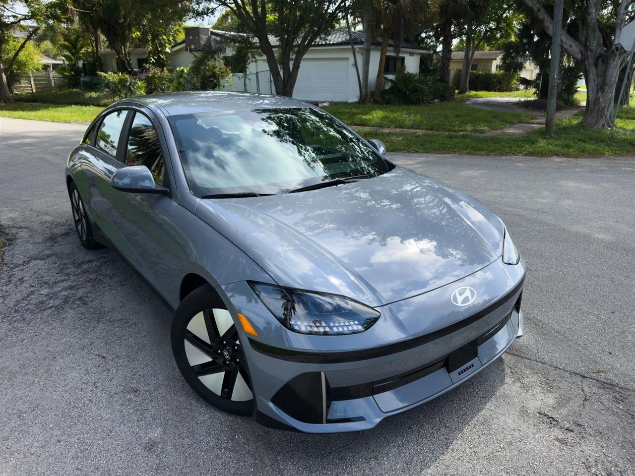 Hyundai Ioniq 6  2024