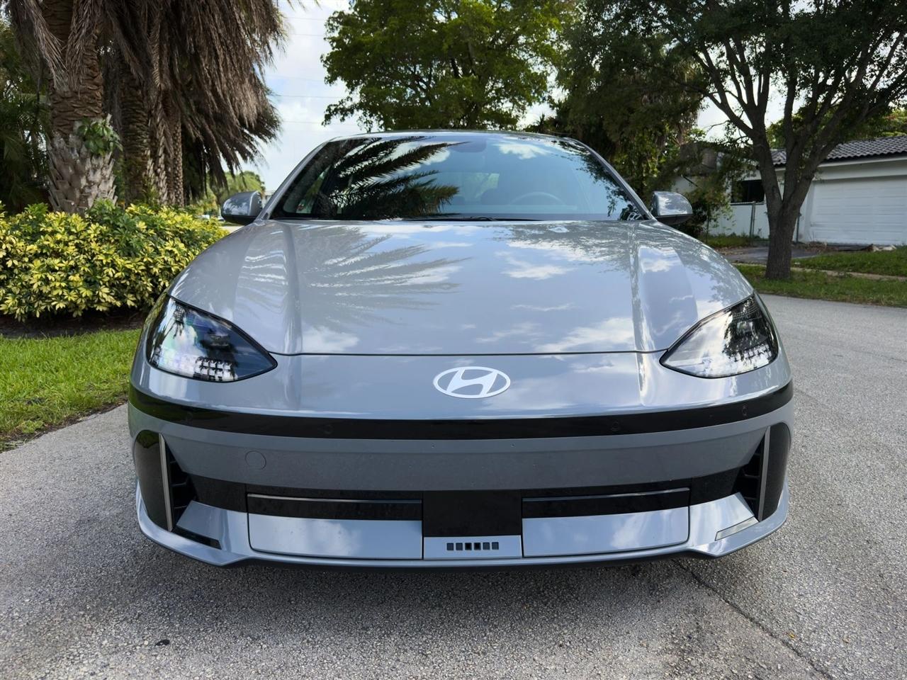 Hyundai Ioniq 6  2024