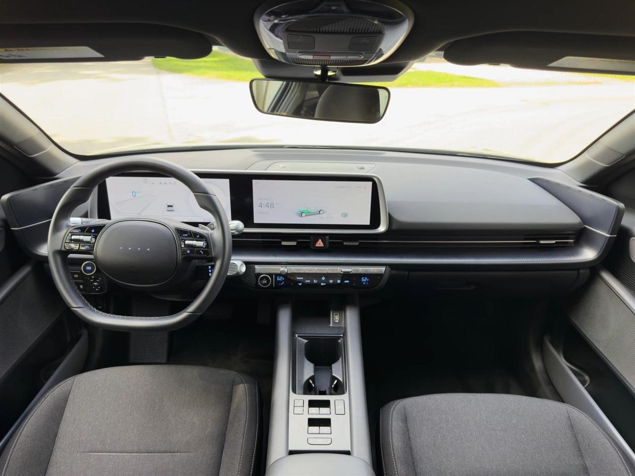 Hyundai Ioniq 6  2024