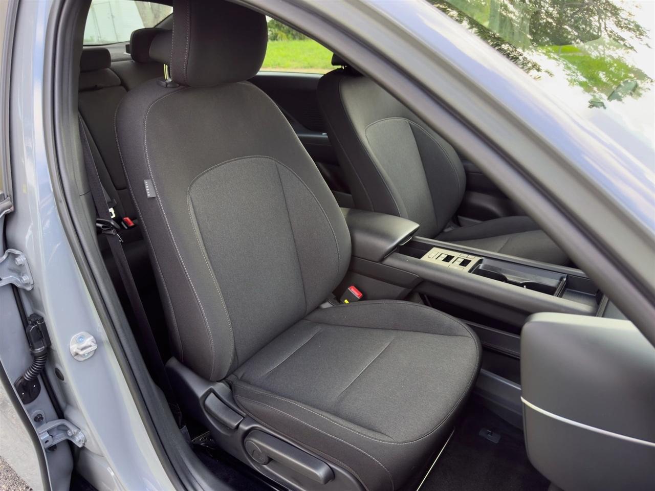 Hyundai Ioniq 6  2024