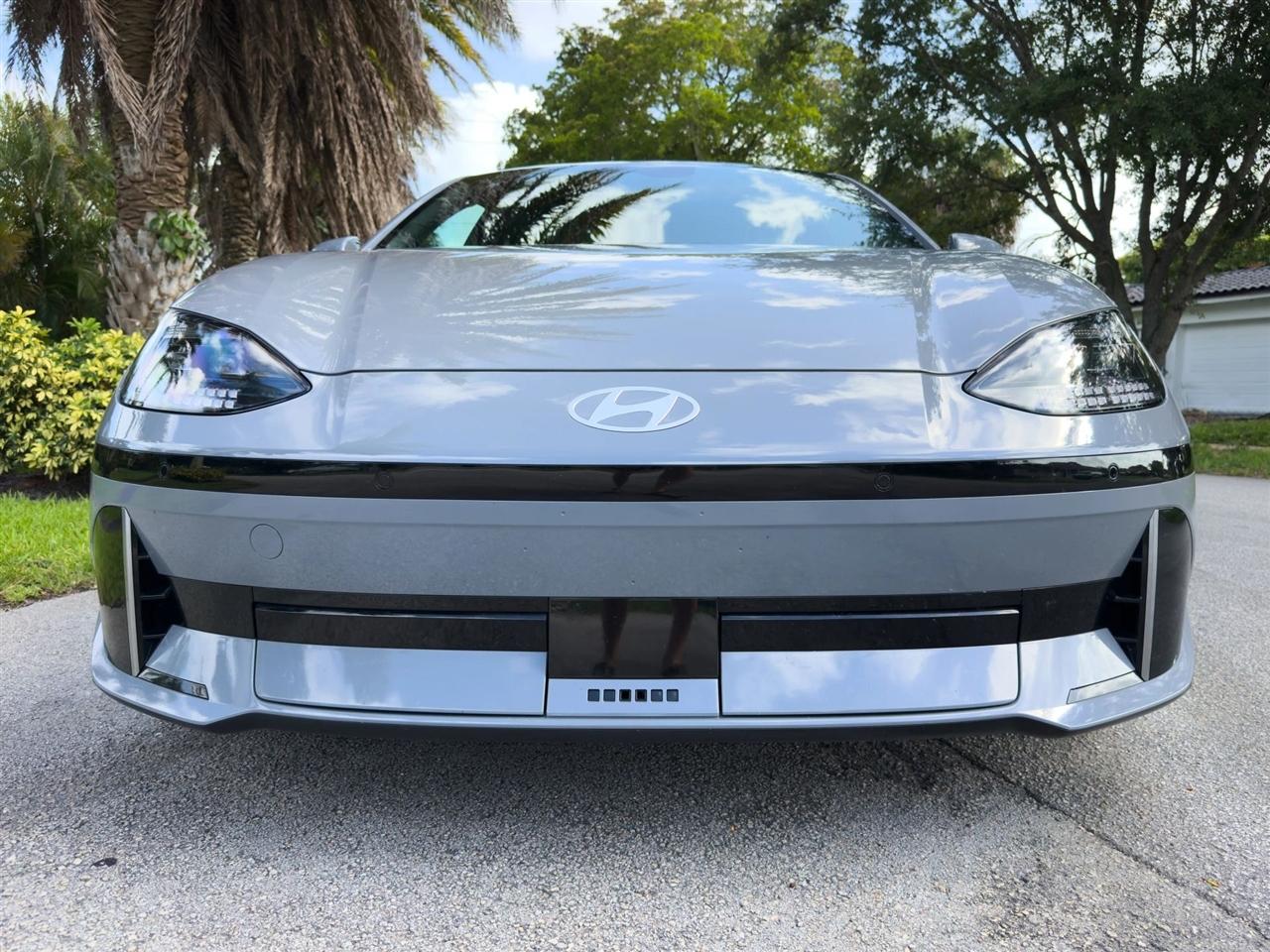 Hyundai Ioniq 6  2024