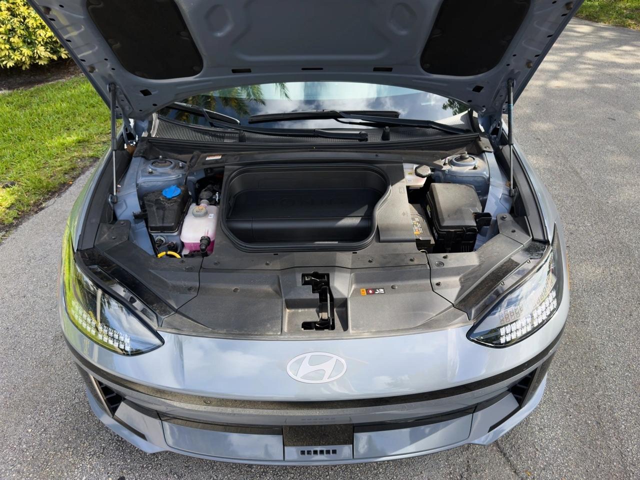 Hyundai Ioniq 6  2024