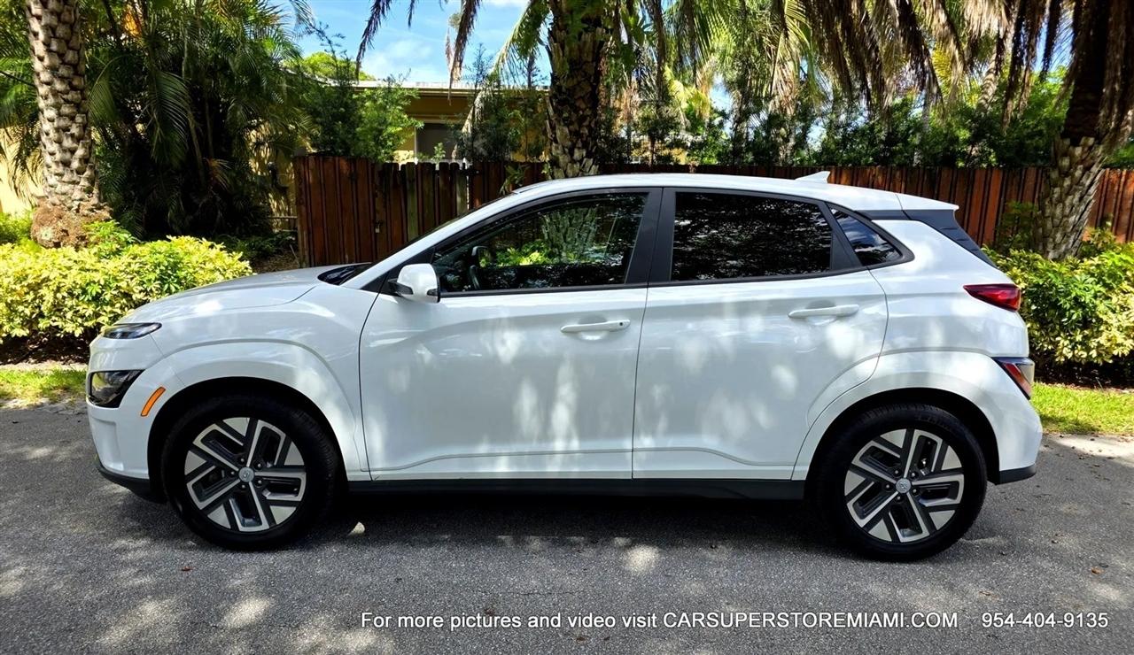 Hyundai Kona EV  2023