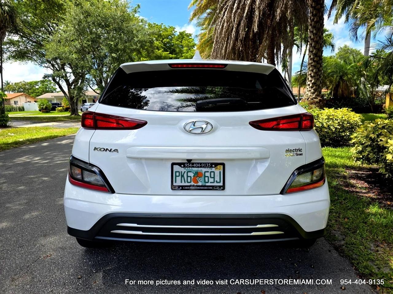 Hyundai Kona EV  2023