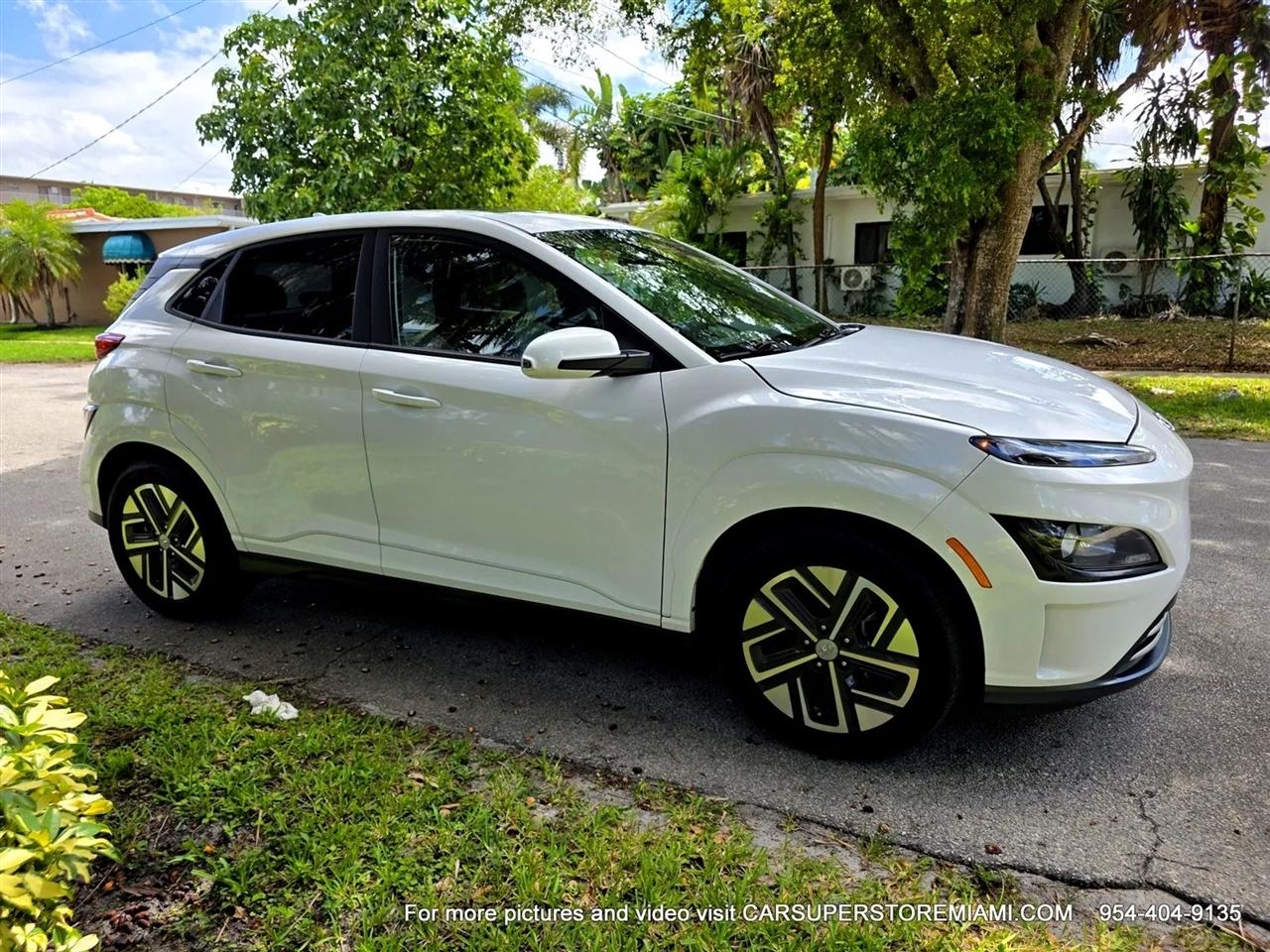Hyundai Kona EV  2023