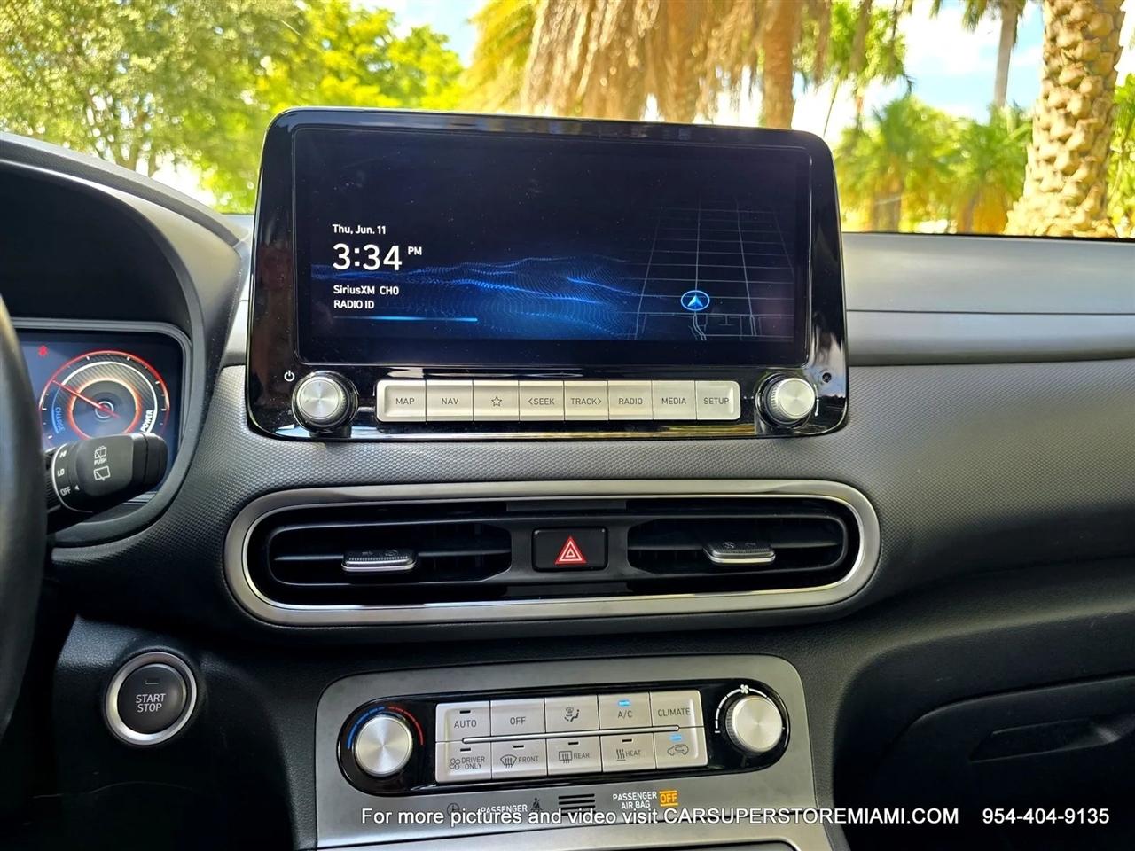 Hyundai Kona EV  2023