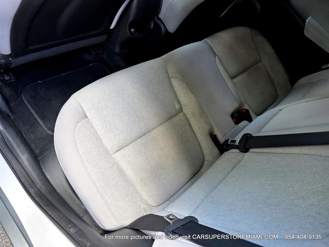 Hyundai Kona EV  2023
