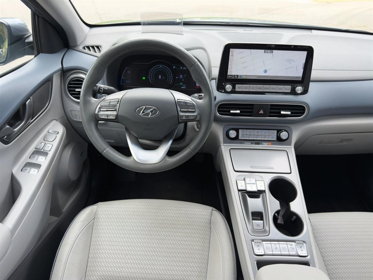 Hyundai Kona EV  2021