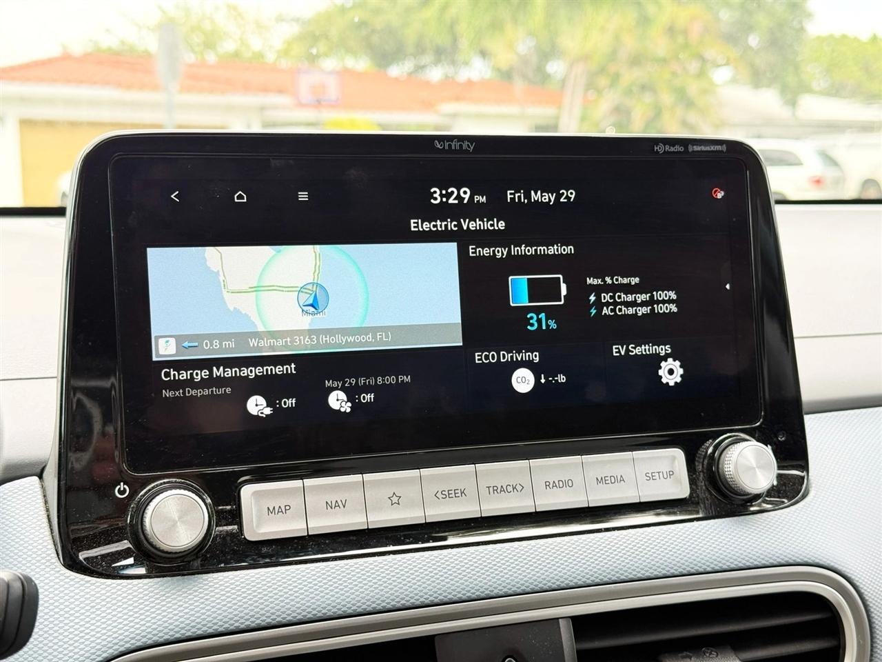 Hyundai Kona EV  2021