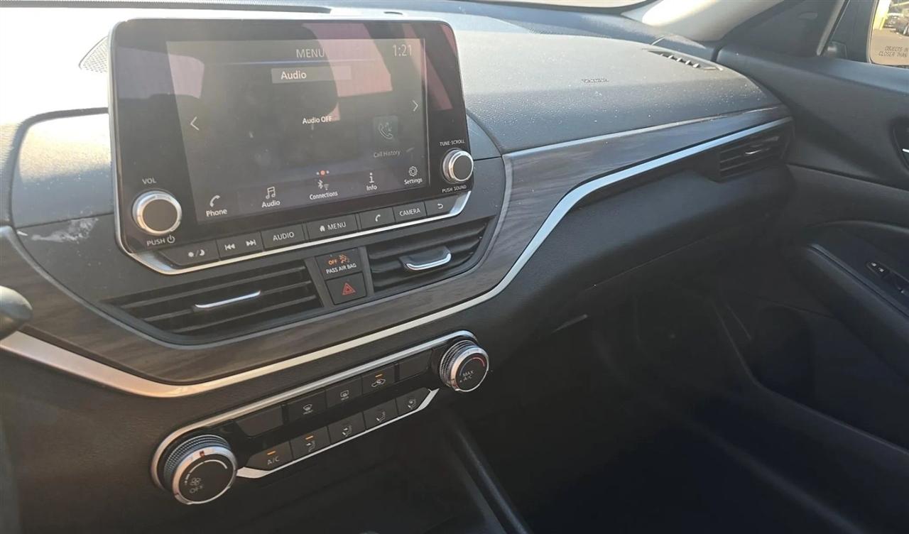 Nissan Altima  2025
