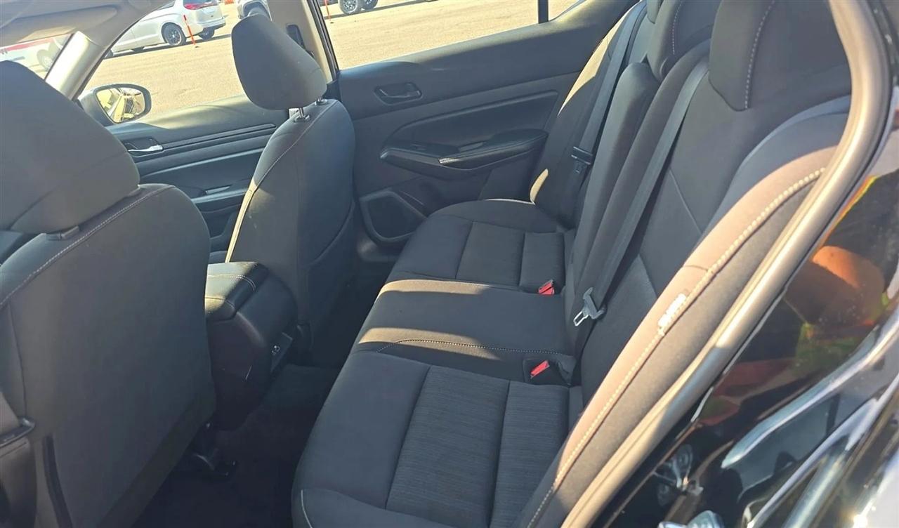 Nissan Altima  2025