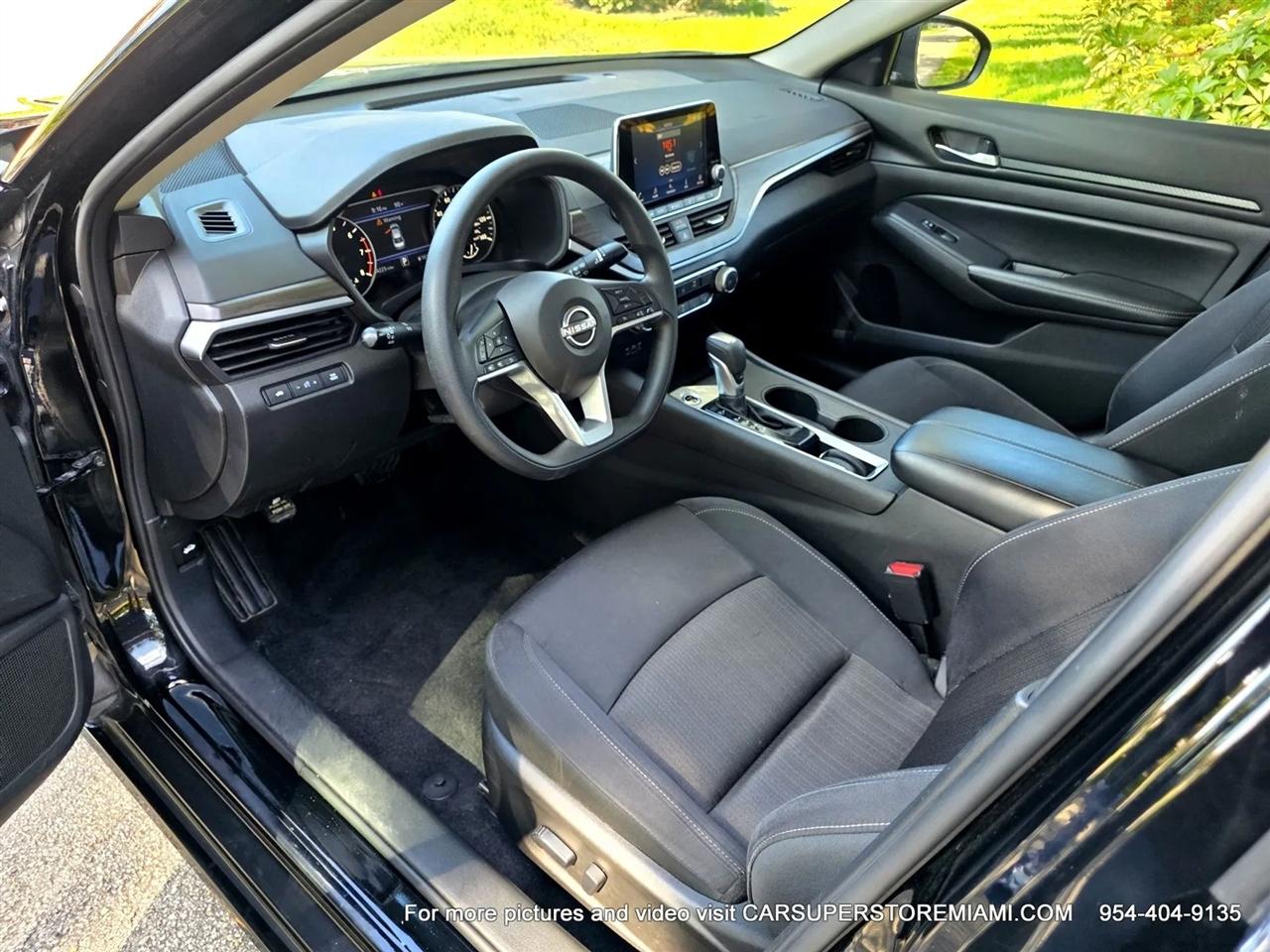 Nissan Altima  2025