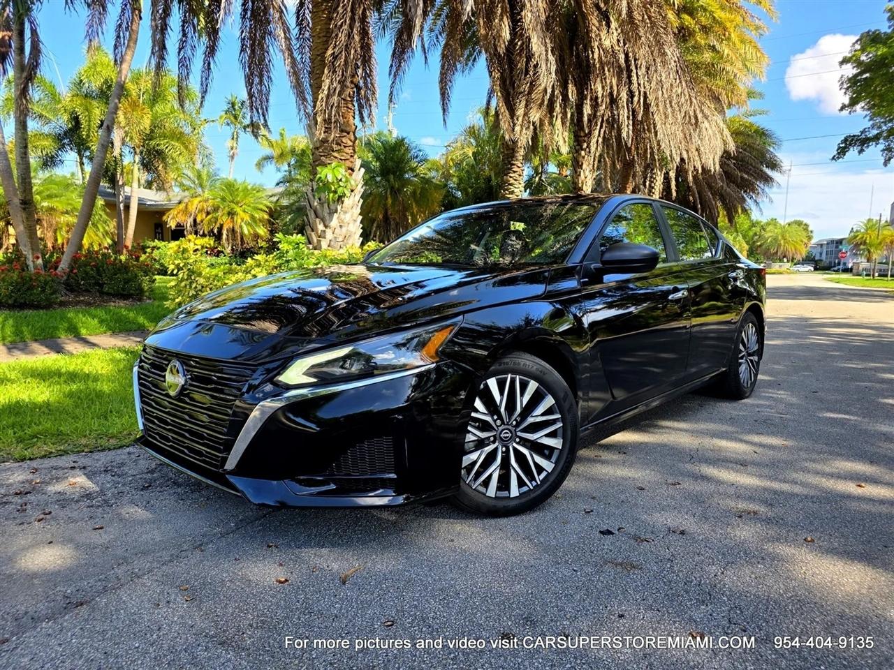 Nissan Altima  2025