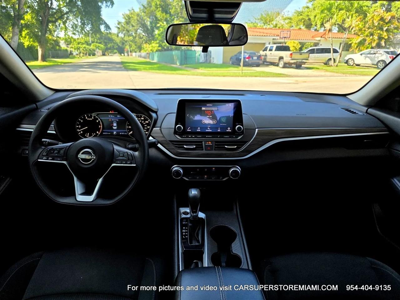 Nissan Altima  2025