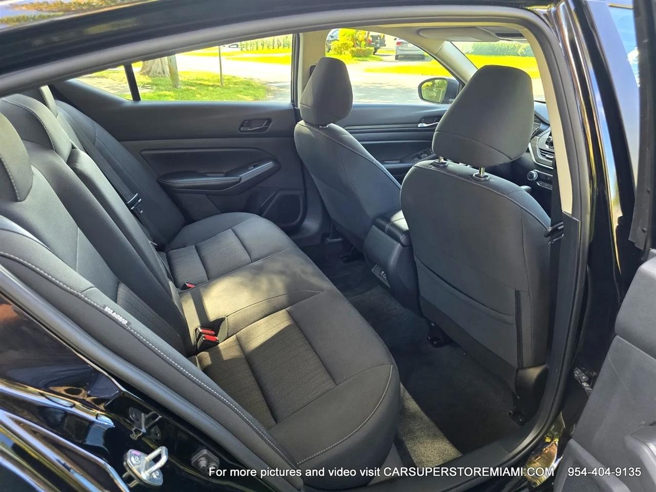 Nissan Altima  2025