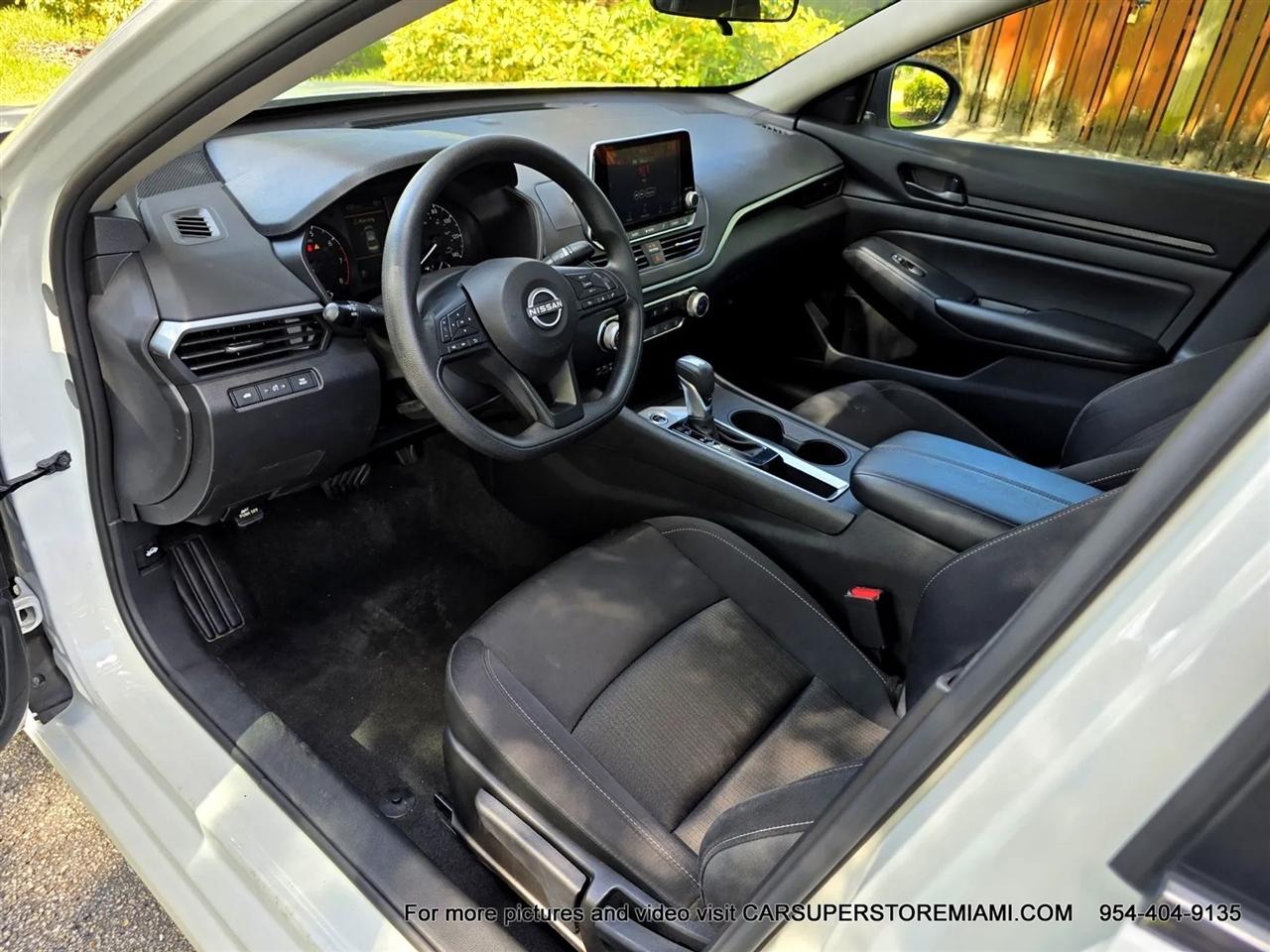Nissan Altima  2025