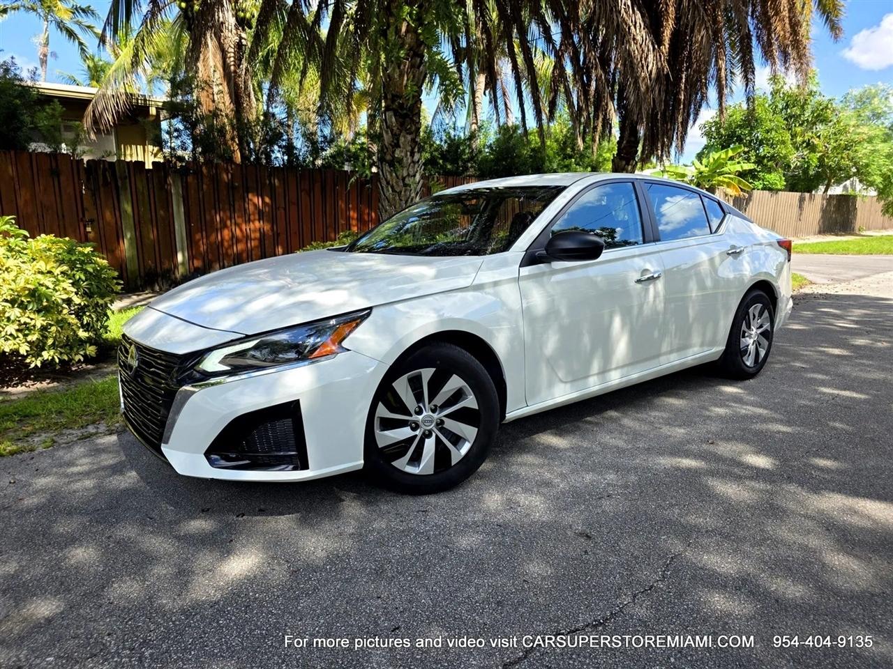 Nissan Altima  2025