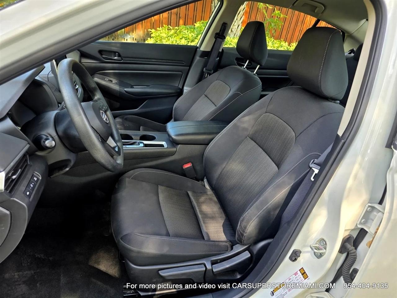 Nissan Altima  2025