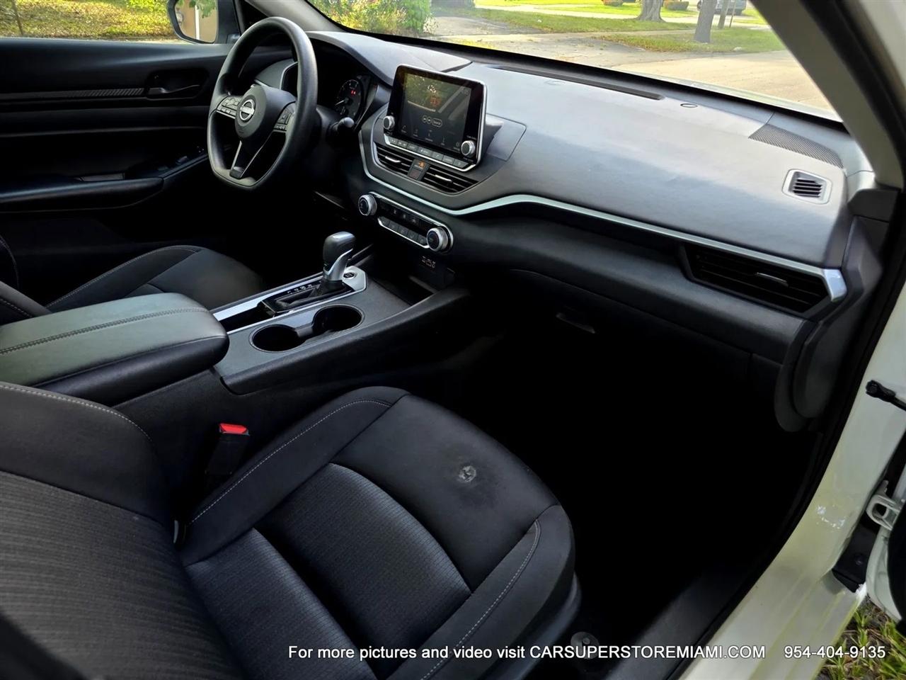 Nissan Altima  2025