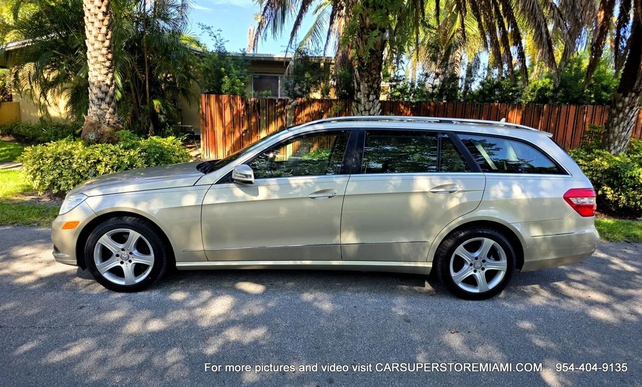Mercedes-Benz E-Class Wagon  2011