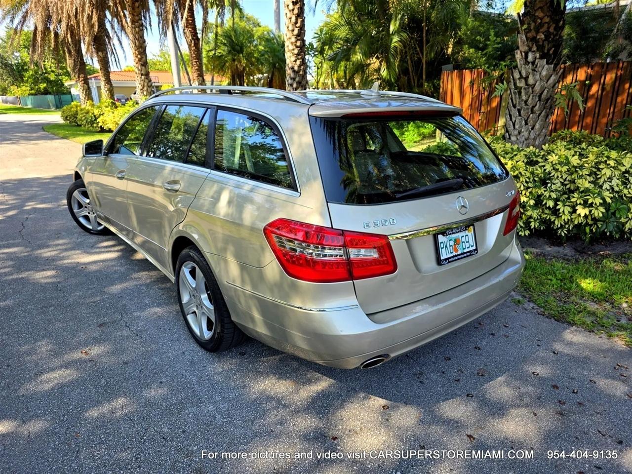 Mercedes-Benz E-Class Wagon  2011