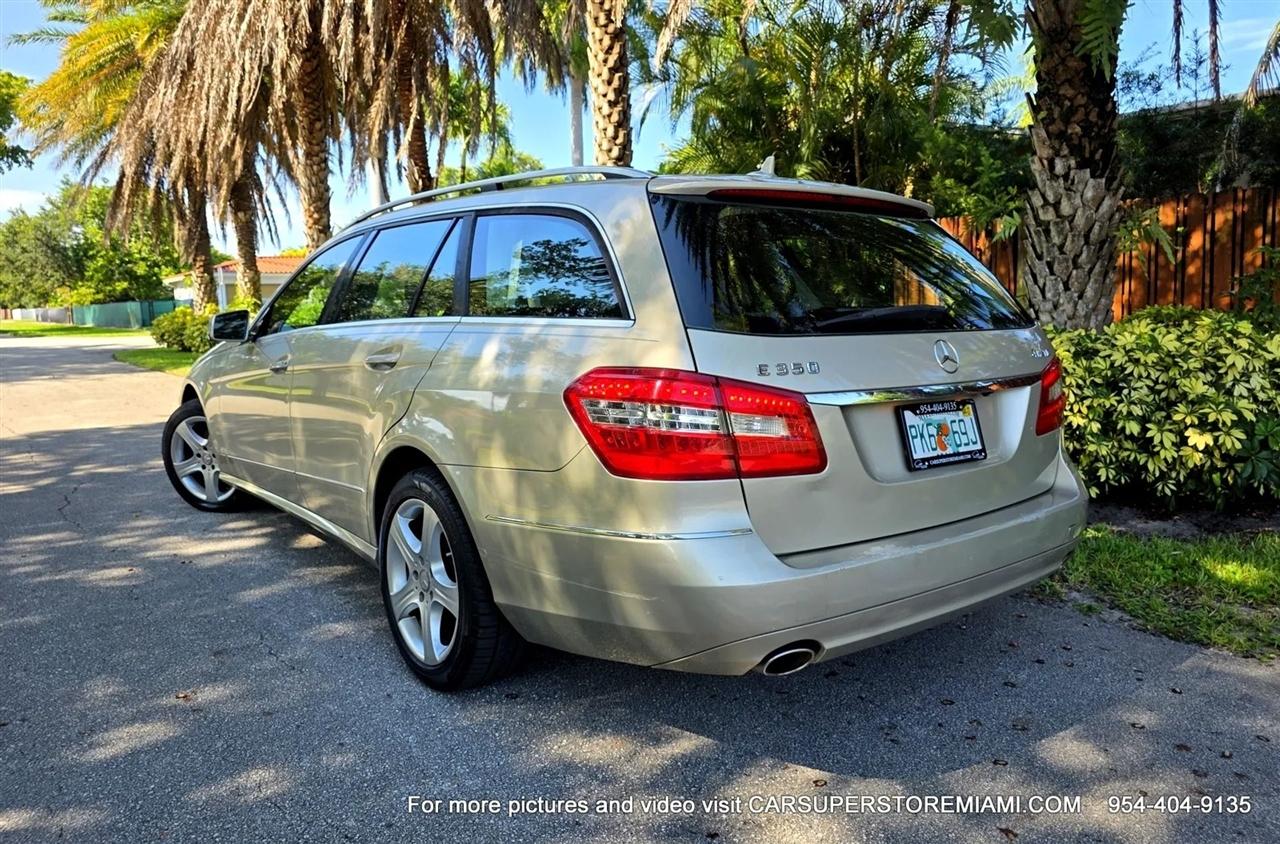Mercedes-Benz E-Class Wagon  2011