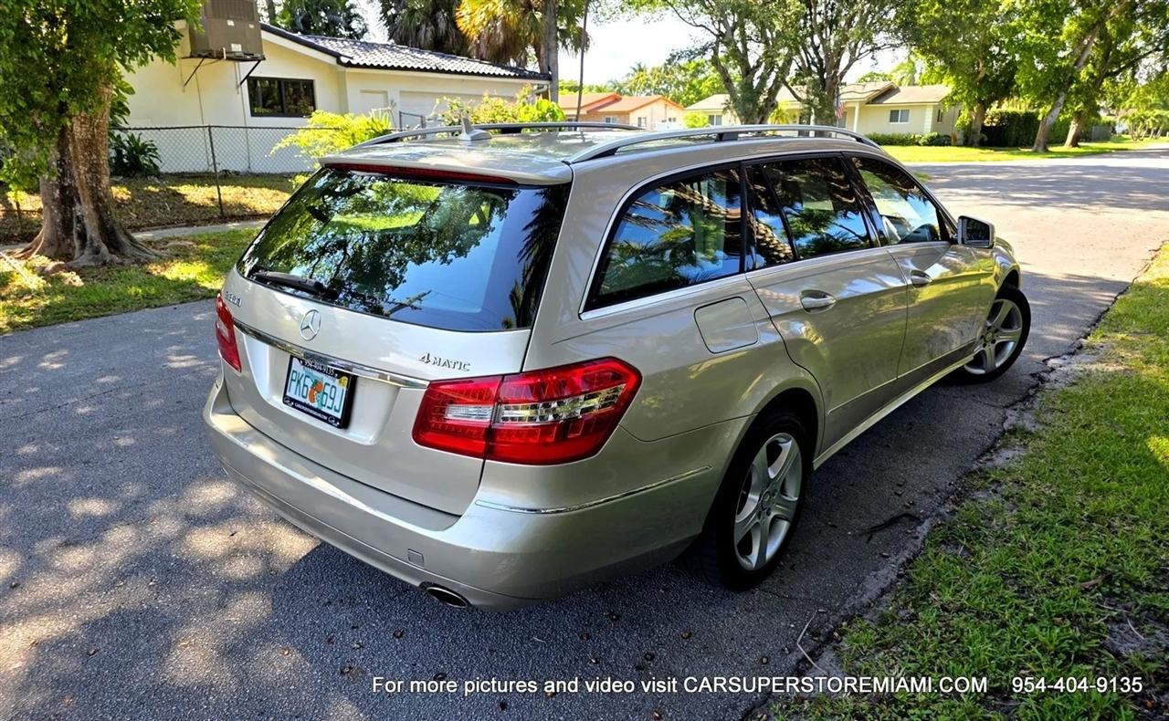 Mercedes-Benz E-Class Wagon  2011
