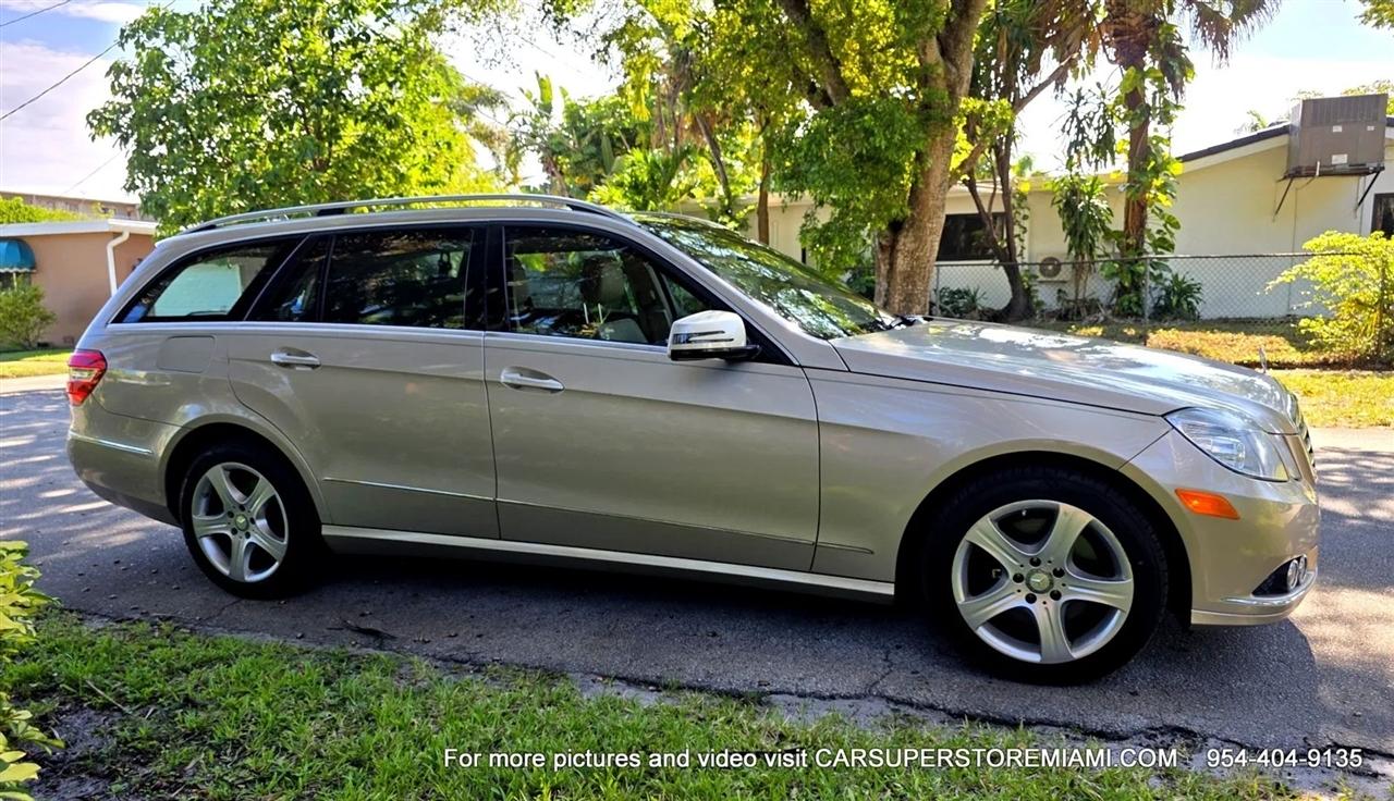 Mercedes-Benz E-Class Wagon  2011
