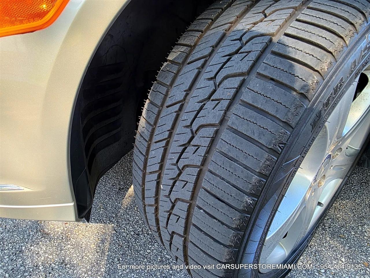 Mercedes-Benz E-Class Wagon  2011