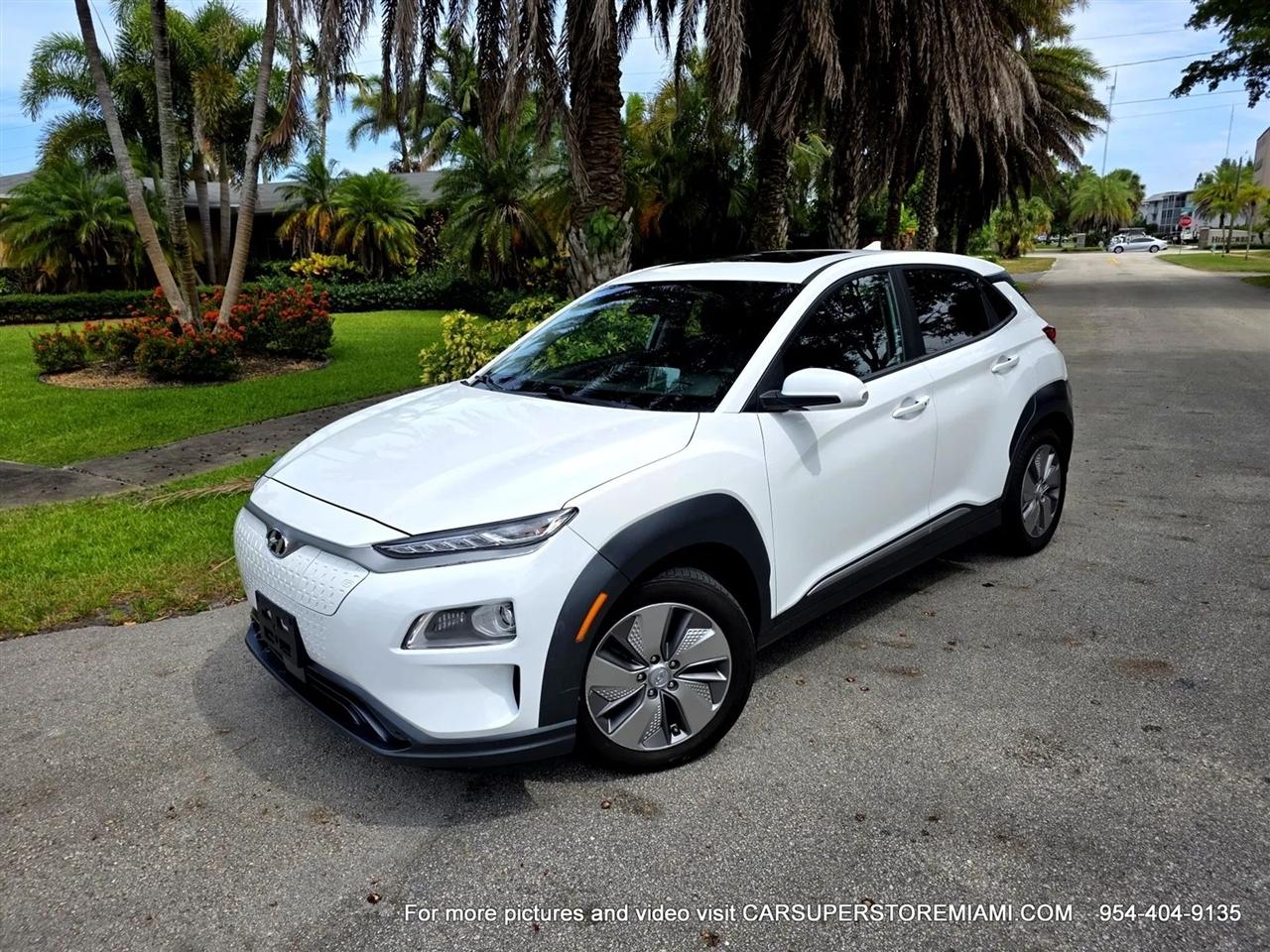 Hyundai Kona EV  2021