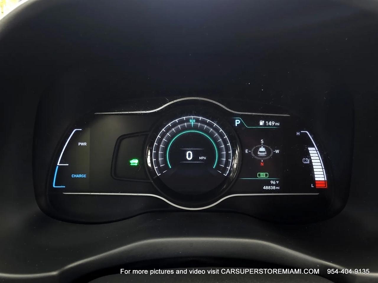 Hyundai Kona EV  2021
