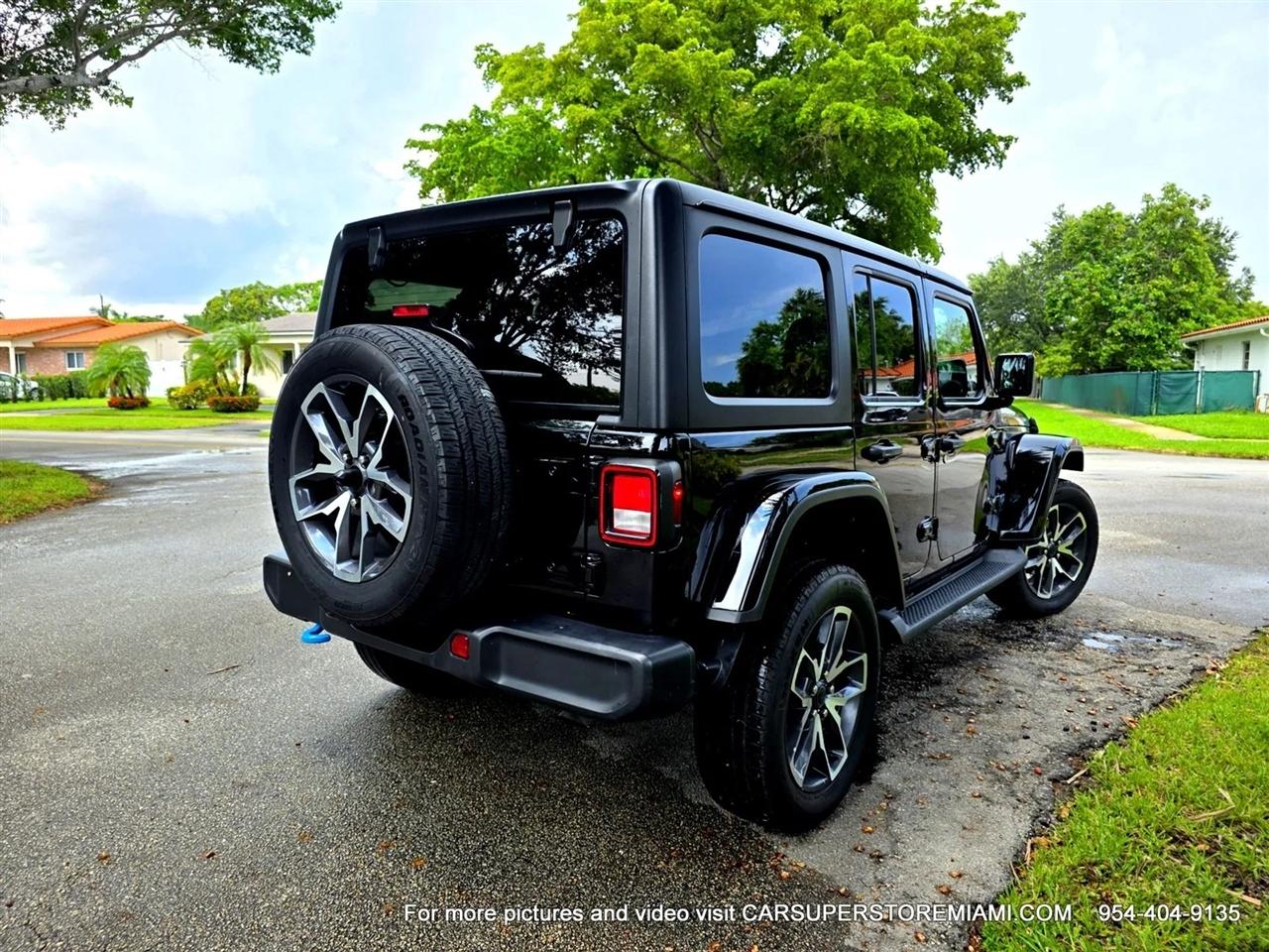 Jeep Wrangler 4xe  2024