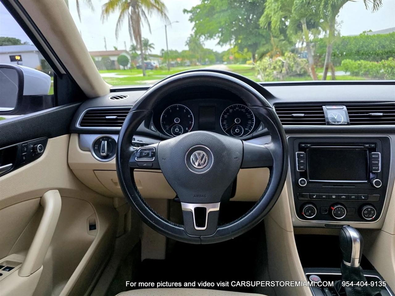 Volkswagen Passat  2015