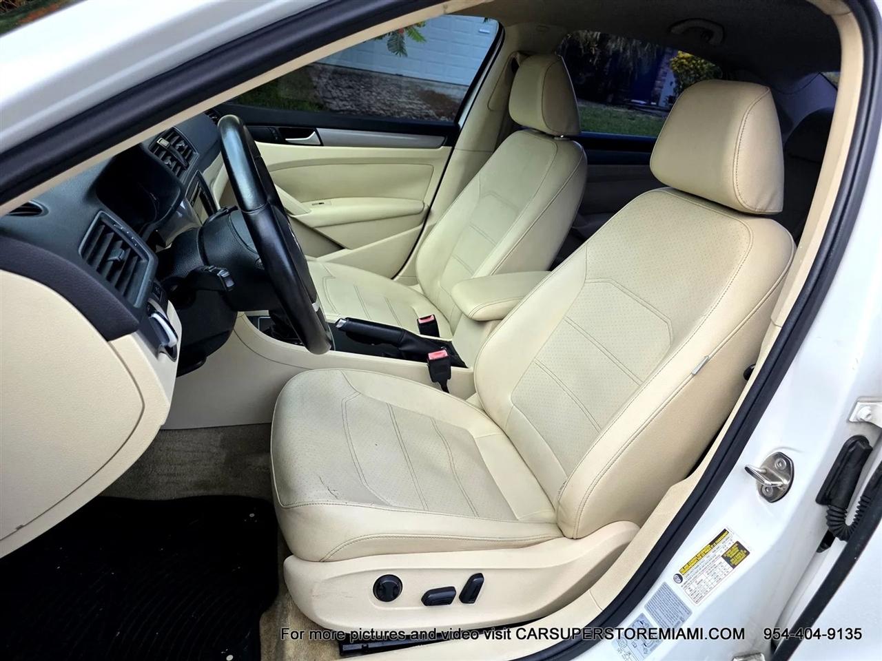 Volkswagen Passat  2015